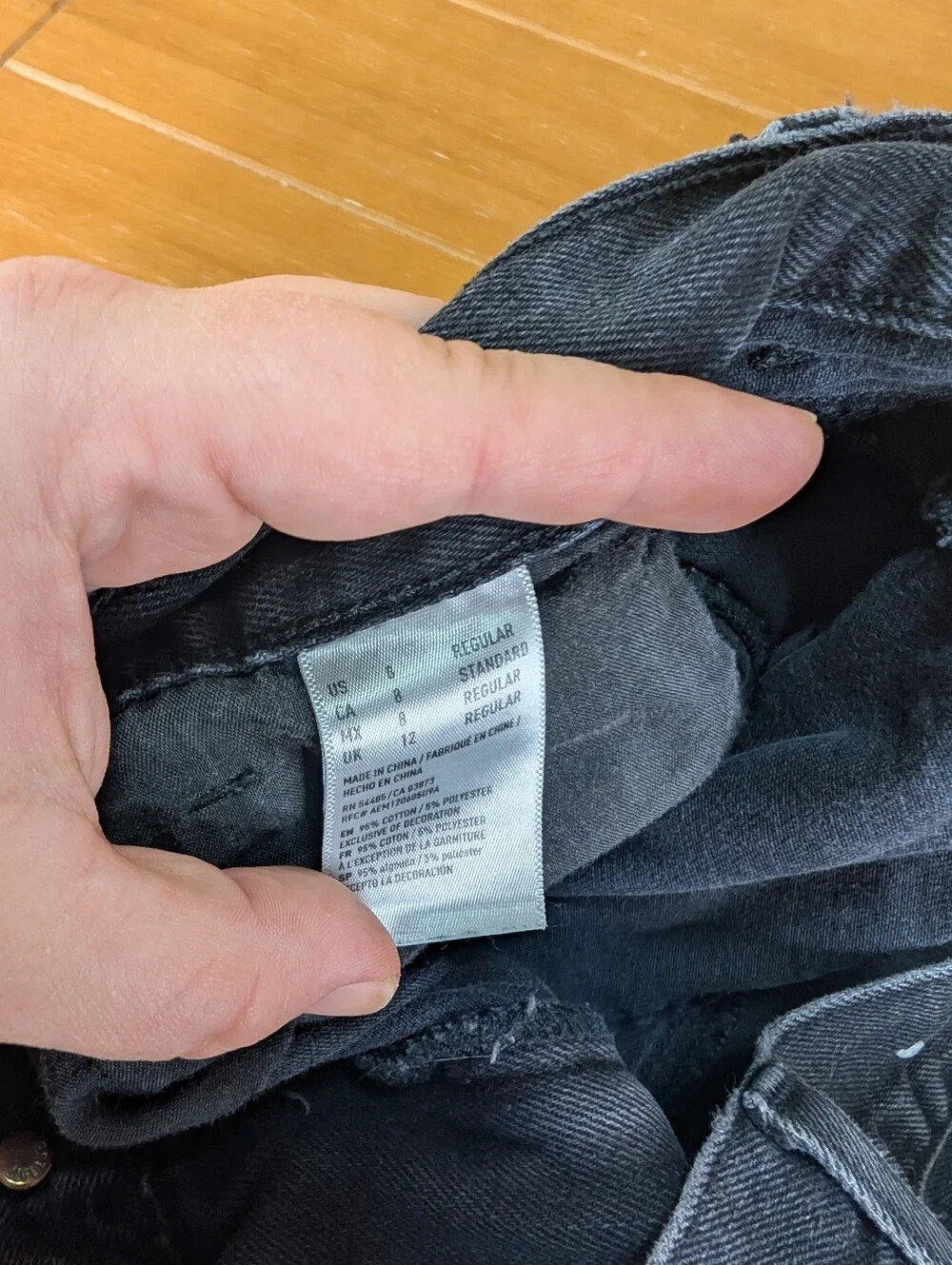 Aeo Black Denim Mom Jeans Distressed